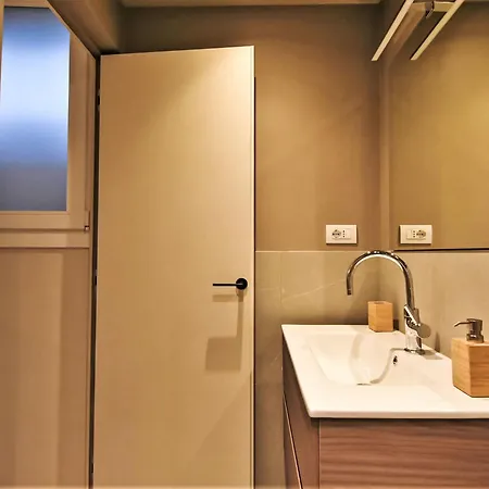 Apartamento Crocetta Courtyard By Interhome Milão