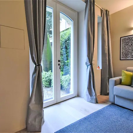 Apartamento Crocetta Courtyard By Interhome