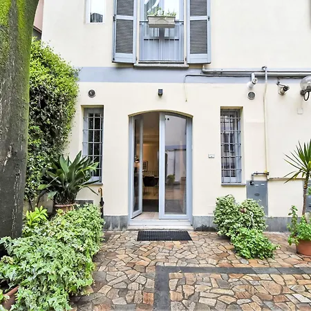 Apartamento Crocetta Courtyard By Interhome